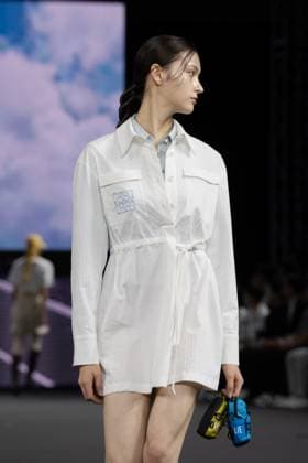 Seoul Fashion Week 2026 SEOUL, SOUTH KOREA - SEPTEMBER 04: A model walks the runway during the LIE show at Seoul Fashion Week 2026 S S at Dongdaemun Design Plaza (DDP) on September 04, 2025 in Seoul, Korea. Hwawon Lee Anadolu Seoul South Korea. Editorial use only. Please get in touch for any other usage.  Copyright: x2025xAnadoluxHwawonxLeex