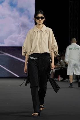 Seoul Fashion Week 2026 SEOUL, SOUTH KOREA - SEPTEMBER 04: A model walks the runway during the LIE show at Seoul Fashion Week 2026 S S at Dongdaemun Design Plaza (DDP) on September 04, 2025 in Seoul, Korea. Hwawon Lee Anadolu Seoul South Korea. Editorial use only. Please get in touch for any other usage.  Copyright: x2025xAnadoluxHwawonxLeex