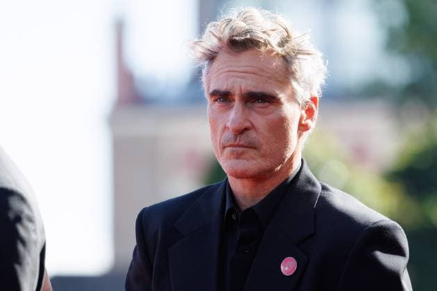 News - The Voice Of Hind Rajab Red Carpet - The 82nd Venice International Film Festival Joaquin Phoenix attends the The Voice Of Hind Rajab red carpet during the 82nd Venice International Film Festival on September 03, 2025 in Venice, Italy. Lido di Venezia Palazzo del Cinema Italy Copyright: xCinziaxCamelax xLiveMediax LPN_2007130