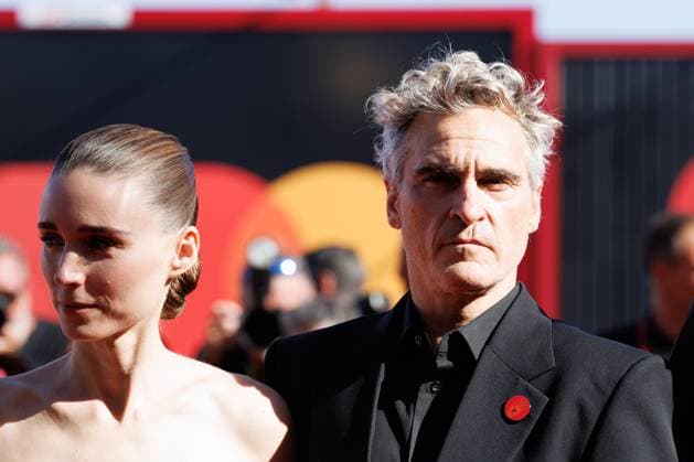 News - The Voice Of Hind Rajab Red Carpet - The 82nd Venice International Film Festival Rooney Mara and Joaquin Phoenix attend the The Voice Of Hind Rajab red carpet during the 82nd Venice International Film Festival on September 03, 2025 in Venice, Italy. Lido di Venezia Palazzo del Cinema Italy Copyright: xCinziaxCamelax xLiveMediax LPN_2007139