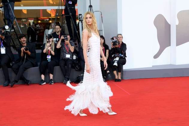 Stella Maxwell at the premiere of the feature film Duse at the Biennale di Venezia 2025 82 Venice International Film Festival at the Palazzo del Cinema Venice, 03 09 2025 Foto:xA.xM.xTinghinox xFuturexImagex duse_5728
