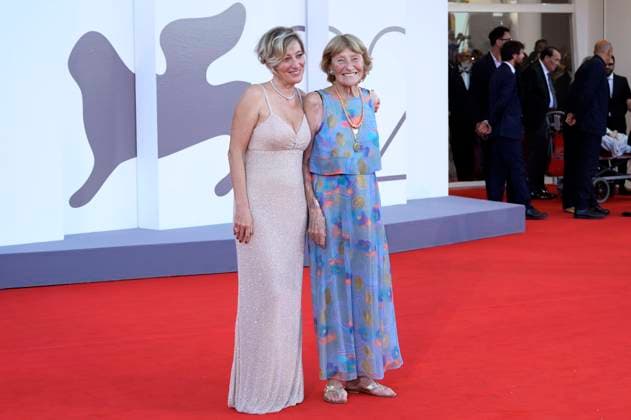 Valeria Bruni Tedeschi with mother Marisa Borini at the premiere of the feature film Duse at the Biennale di Venezia 2025 82 Venice International Film Festival at the Palazzo del Cinema Venice, 03 09 2025 Foto:xA.xM.xTinghinox xFuturexImagex duse_5786