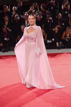 Red Carpet of in the Hand of Dante in Venice, Italy - 03 Sep 2025 A guest attends the red carpet of the film In the hand of Dante at the 82nd Venice Film in Venice, Italy. Venice Italy Copyright: xMarcoxBaradax xSOPAxImagesx MBA_1182