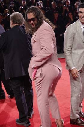 Red Carpet of in the Hand of Dante in Venice, Italy - 03 Sep 2025 American actor Jason Momoa attends the red carpet of the film In the hand of Dante at the 82nd Venice Film Festival at Palazzo del cinema. Venice Italy Copyright: xMarcoxBaradax xSOPAxImagesx MBA_2310