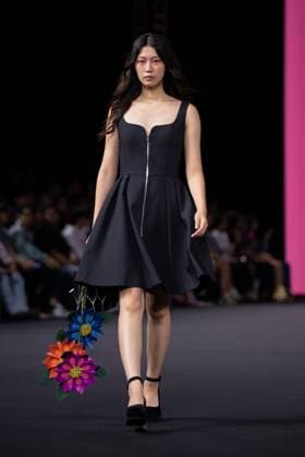 Seoul Fashion Week 2026 SEOUL, SOUTH KOREA - SEPTEMBER 4: A model walks the runway to present a creation during the GREEDILOUS show at Seoul Fashion Week 2026 Spring Summer in Seoul, South Korea on September 4, 2025. Hwawon Lee Anadolu Seoul South Korea. Editorial use only. Please get in touch for any other usage.  Copyright: x2025xAnadoluxHwawonxLeex