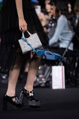 Seoul Fashion Week 2026 SEOUL, SOUTH KOREA - SEPTEMBER 4: A model walks the runway to present a creation during the GREEDILOUS show at Seoul Fashion Week 2026 Spring Summer in Seoul, South Korea on September 4, 2025. Hwawon Lee Anadolu Seoul South Korea. Editorial use only. Please get in touch for any other usage.  Copyright: x2025xAnadoluxHwawonxLeex