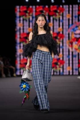 Seoul Fashion Week 2026 SEOUL, SOUTH KOREA - SEPTEMBER 4: A model walks the runway to present a creation during the GREEDILOUS show at Seoul Fashion Week 2026 Spring Summer in Seoul, South Korea on September 4, 2025. Hwawon Ceci Lee Anadolu Seoul South Korea. Editorial use only. Please get in touch for any other usage.  Copyright: x2025xAnadoluxHwawonxCecixLeex