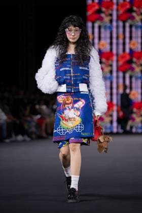 Seoul Fashion Week 2026 SEOUL, SOUTH KOREA - SEPTEMBER 4: A model walks the runway to present a creation during the GREEDILOUS show at Seoul Fashion Week 2026 Spring Summer in Seoul, South Korea on September 4, 2025. Hwawon Ceci Lee Anadolu Seoul South Korea. Editorial use only. Please get in touch for any other usage.  Copyright: x2025xAnadoluxHwawonxCecixLeex
