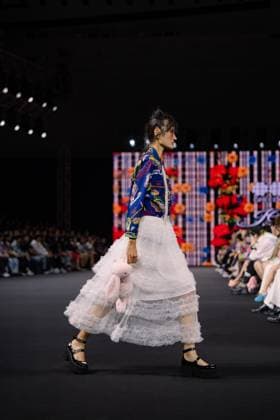 Seoul Fashion Week 2026 SEOUL, SOUTH KOREA - SEPTEMBER 4: A model walks the runway to present a creation during the GREEDILOUS show at Seoul Fashion Week 2026 Spring Summer in Seoul, South Korea on September 4, 2025. Hwawon Ceci Lee Anadolu Seoul South Korea. Editorial use only. Please get in touch for any other usage.  Copyright: x2025xAnadoluxHwawonxCecixLeex
