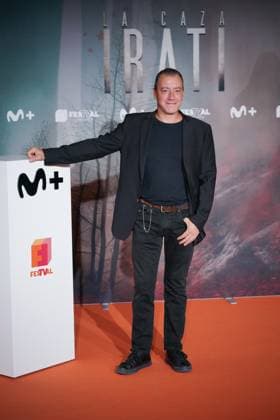 Movistar Plus presents La Caza Irati at the XVII edition of FesTVal de Vitoria Actor Roger Casamajor poses on the orange carpet at the XVII edition of FesTVal de Vitoria, at the Palacio de Congresos Europa, on September 4, 2025, in Vitoria Gastéiz, Álava, Basque Country Spain Today, September 4, the fourth season of the series created by Agustín Martínez, scriptwriter and one of the three writers who sign as Carmen Mola This one is called La Caza Irati, which comes after Monteperdido, Tramuntana and Guadiana 04 SEPTEMBER 2025 FESTIVAL VITORIA ÁLAVA BASQUE COUNTRY In Vitoria, Ãlava Basque Country Vitoria, Ãlava Basque Country Spain Copyright: xInakixBerasalucex 6932444