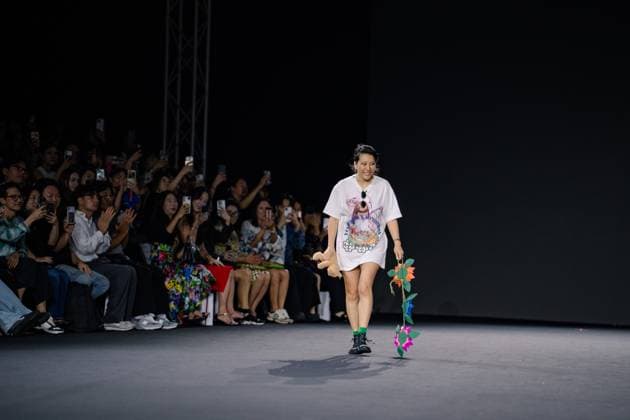 Seoul Fashion Week 2026 SEOUL, SOUTH KOREA - SEPTEMBER 4: A model walks the runway to present a creation during the GREEDILOUS show at Seoul Fashion Week 2026 Spring Summer in Seoul, South Korea on September 4, 2025. Hwawon Ceci Lee Anadolu Seoul South Korea. Editorial use only. Please get in touch for any other usage.  Copyright: x2025xAnadoluxHwawonxCecixLeex