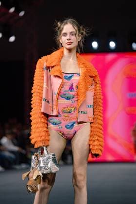 Seoul Fashion Week 2026 SEOUL, SOUTH KOREA - SEPTEMBER 4: A model walks the runway to present a creation during the GREEDILOUS show at Seoul Fashion Week 2026 Spring Summer in Seoul, South Korea on September 4, 2025. Hwawon Ceci Lee Anadolu Seoul South Korea. Editorial use only. Please get in touch for any other usage.  Copyright: x2025xAnadoluxHwawonxCecixLeex