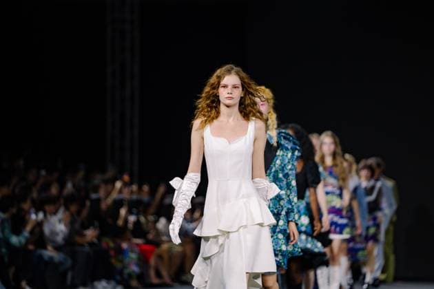Seoul Fashion Week 2026 SEOUL, SOUTH KOREA - SEPTEMBER 4: A model walks the runway to present a creation during the GREEDILOUS show at Seoul Fashion Week 2026 Spring Summer in Seoul, South Korea on September 4, 2025. Hwawon Ceci Lee Anadolu Seoul South Korea. Editorial use only. Please get in touch for any other usage.  Copyright: x2025xAnadoluxHwawonxCecixLeex