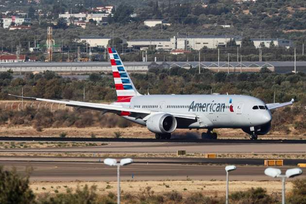 American Airlines Boeing 787 Dreamliner Passenger Aircraft American Airlines Boeing 787 Dreamliner aircraft seen flying, landing and taxiing at Athens International Airport ATH after arriving from Philadelphia, USA PHL airport, a transatlantic long haul flight with the no AA758 . The Boeing 787-8 modern and advanced wide body airplane, with the tail number registration N812AA, powered by 2x GE General Electric jet engines. American Airlines is a major carrier based airline based in the United States of America, headquartered in Fort Worth, Texas and is the largest airline in the world by passengers with a fleet of 1000 aircraft and 350 destinations, a founding member of Oneworld aviation alliance. Athens, Greece on August 2025 Athens Gree  Copyright: xNicolasxEconomoux originalFilename: economou-notitle250830_npzig.jpg