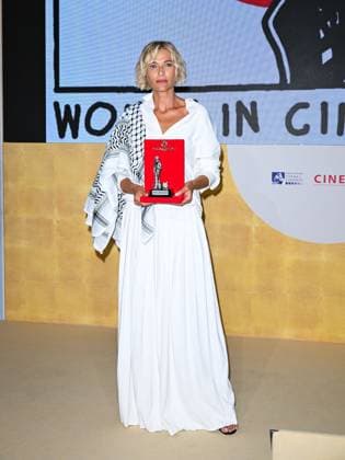 Venice, 82nd Venice International Film Festival 2025 - Evening 9 - 11th Women in Cinema Award Ceremony - Pictured: Anna Foglietta  Copyright: xManuelexMangiarottix xipa-agency.netx xPoolxPhotoxEventsx06x IPA_Agency_IPA64130070