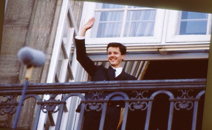 Copenhagen Denmark 26 MAY 1986 FILE IMAGES Crown prince frederiks meets on his 18 eyars may 1986 with Denmark s prime minister Poul Schlüter compnay by mother H.M.The Queen Margre II of denmark at pince jorgen gaard and also Queen and crown prince frederiks are sen wavig daes from amalienborg palace inCopenhage Denmark (Photo.Francis Joseph Dean Dean Pictures) (Not for commercial use,and editorial use only)