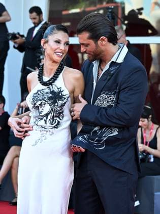 Venice, 82nd Venice International Film Festival 2025 - Evening 9. Red Carpet for the film Elisa. Pictured: Sara Bluma, Can Yaman  Copyright: xManuelexMangiarottix xipa-agency.netx xPoolxPhotoxEventsx06x IPA_Agency_IPA64133815
