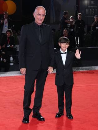 Venice, Italy: Venice, 82nd Venice International Film Festival 2025 - Evening 9. Red Carpet for the film Il Mostro. Pictured are Stefano Sollima and Giordano Mannu. Venice Italy  - ZUMAp169 20250904_zea_p169_1588 Copyright: xAlbertoxTerenghix