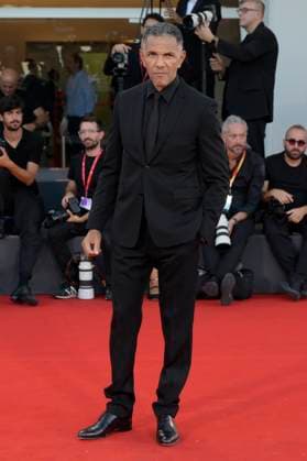 Elisa red carpet in Venice Lido, Italy - 04 Sep 2025 Roschdy Zem attends the Elisa red carpet during the 82nd Venice Film Festival in Venice Lido at Palazzo del cinema. Venice Lido Italy Copyright: xMarioxCartellix xSOPAxImagesx _DSC6911