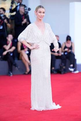 Elisa Red Carpet - The 82nd Venice International Film Festival in Venice Lido - 04 Sep 2025 Eleonora Abbagnato attends the Elisa red carpet during the 82nd Venice International Film Festival. Venice Lido Italy Copyright: xDanielexCifalax xSOPAxImagesx _CIF2883