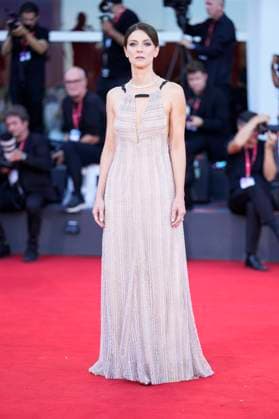 Elisa Red Carpet - The 82nd Venice International Film Festival in Venice Lido - 04 Sep 2025 Barbara Ronchi attends the Elisa red carpet during the 82nd Venice International Film Festival. Venice Lido Italy Copyright: xDanielexCifalax xSOPAxImagesx _CIF3106