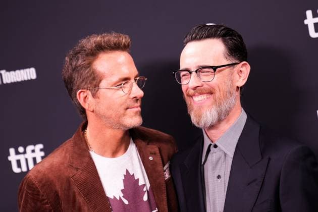 2025 Toronto International Film Festival - John Candy: I Like Me TORONTO, CANADA - SEPTEMBER 4 : Ryan Reynolds (L) and Colin Hanks (R) attend the premiere of John Candy: I Like Me during the 2025 Toronto International Film Festival at Roy Thomson Hall in Toronto, Ontario, Canada on September 4, 2025. Mert Alper Dervis Anadolu Toronto Canada. Editorial use only. Please get in touch for any other usage.  Copyright: x2025xAnadoluxMertxAlperxDervisx