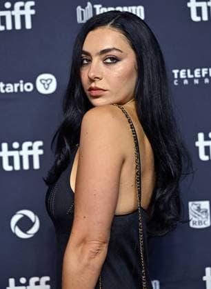 Charli xcx attends the world premiere of Erupcja on opening day of the Toronto International Film Festival at the TIFF Lightbox in Toronto, Canada on Thursday, September 4, 2025. The festival is celebrating its milestone 50th edition this year and will feature 291 films from around the world.  TOR2025090418 CHRISxCHEW