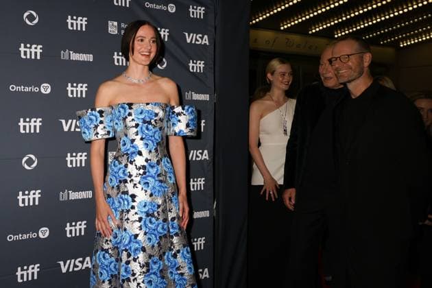50eme Festival du Film de Toronto 50th Toronto International Film Festival Red carpet of the film Sentimental value Renate Reinsve, Elle Fanning, Stellan Skarsgard and Joachim Trier 448338 2025 09 04 Toronto Canada  Copyright: xIsabellexVautierx xStarfacex STAR_448338_047