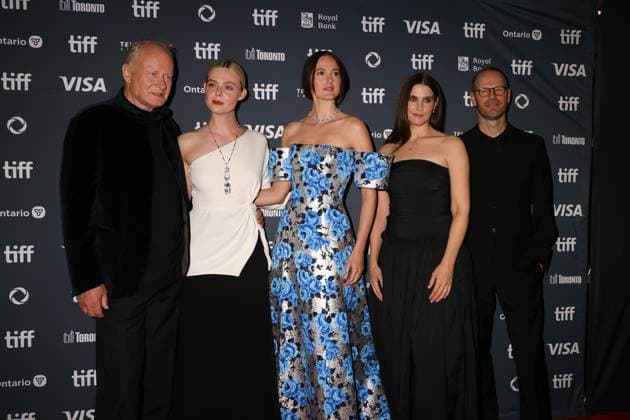 50eme Festival du Film de Toronto 50th Toronto International Film Festival Red carpet of the film Sentimental value Stellan Skarsgard, Elle Fanning, Renate Reinsve, Inga Ibsdotter Lilleaas and Joachim Trier 448338 2025 09 04 Toronto Canada  Copyright: xIsabellexVautierx xStarfacex STAR_448338_053