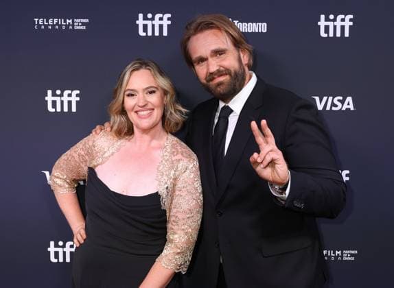 50eme Festival du Film de Toronto 05 Septembre 2025 50th Toronto International Film Festival Red carpet of the film John Candy I like me Jennifer Candy Sullivan and Chris Candy 448338 2025 09 04 Toronto Canada  Copyright: xIsabellexVautierx xStarfacex STAR_448338_074