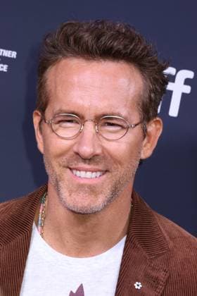 50eme Festival du Film de Toronto 05 Septembre 2025 50th Toronto International Film Festival Red carpet of the film John Candy I like me Ryan Reynolds 448338 2025 09 04 Toronto Canada  Copyright: xIsabellexVautierx xStarfacex STAR_448338_086