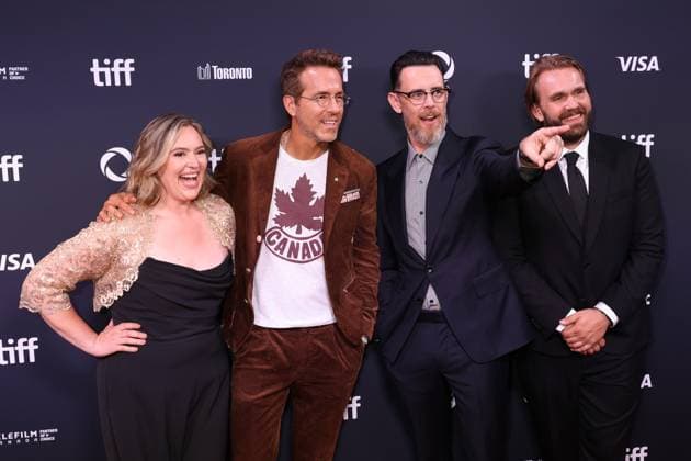 50eme Festival du Film de Toronto 05 Septembre 2025 50th Toronto International Film Festival Red carpet of the film John Candy I like me Jennifer Candy Sullivan, Ryan Reynolds, Colin Hanks and Chris Candy 448338 2025 09 04 Toronto Canada  Copyright: xIsabellexVautierx xStarfacex STAR_448338_102