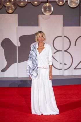 82nd Venice Film Festival Red carpet of the movie -Hateshinaki Scarlet (Scarlet)- Palazzo del Cinema - Venice Lido, Italy Anna Foglietta 82nd Venice Film Festival Red carpet of the movie -Hateshinaki Scarlet (Scarlet)- Palazzo del Cinema - Venice Lido, Italy 4th September 2025  Copyright: xSGPx