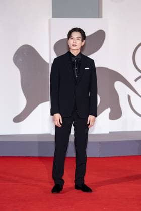 82nd Venice Film Festival Red carpet of the movie -Hateshinaki Scarlet (Scarlet)- Palazzo del Cinema - Venice Lido, Italy Masaki Okada 82nd Venice Film Festival Red carpet of the movie -Hateshinaki Scarlet (Scarlet)- Palazzo del Cinema - Venice Lido, Italy 4th September 2025  Copyright: xSGPx