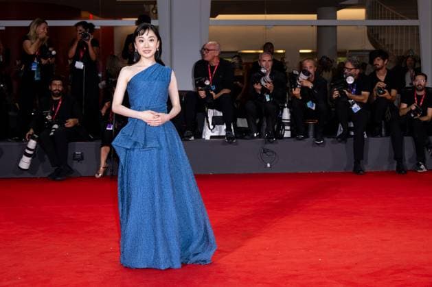 82nd Venice Film Festival Red carpet of the movie -Hateshinaki Scarlet (Scarlet)- Palazzo del Cinema - Venice Lido, Italy Mana Ashida 82nd Venice Film Festival Red carpet of the movie -Hateshinaki Scarlet (Scarlet)- Palazzo del Cinema - Venice Lido, Italy 4th September 2025  Copyright: xMAXxMONTINGELLI SGPx