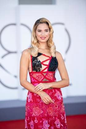 82nd Venice Film Festival Red carpet of the movie -Elisa- Palazzo del Cinema - Venice Lido, Italy Beatrice Fiorentini 82nd Venice Film Festival Red carpet of the movie -Elisa- Palazzo del Cinema - Venice Lido, Italy 4th September 2025  Copyright: xSGPx