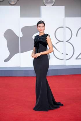82nd Venice Film Festival Red carpet of the movie -Elisa- Palazzo del Cinema - Venice Lido, Italy Giulia Piscina 82nd Venice Film Festival Red carpet of the movie -Elisa- Palazzo del Cinema - Venice Lido, Italy 4th September 2025  Copyright: xSGPx