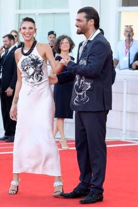 Can Yaman with girlfriend Sara Bluma at the premiere of the feature film Elisa at the Biennale di Venezia 2025 82 Venice International Film Festival at the Palazzo del Cinema Venice, 04 09 2025 Foto:xA.xM.xTinghinox xFuturexImagex elisa_5902