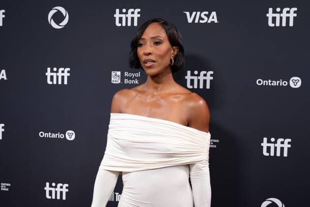 September 4, 2025, Toronto, Ontario, Canada: Sasha Exeter attends the red carpet for the John Candy - I Like Me premiere during the 2025 Toronto International Film Festival at Roy Thomson Hall. on September 4, 2025 in Toronto, Canada. Toronto Canada - ZUMAe321 20250904_zea_e321_127 Copyright: xLeonardoxRamirezx
