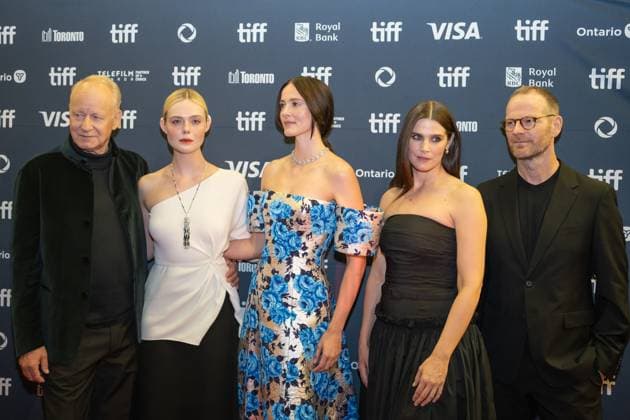 September 4, 2025, Toronto, Ontario, Canada: (L-R) Stellan SkarsgoÂ¥rd, Elle Fanning, Renate Reinsve, Inga Ibsdotter Lilleaas and Joachim Trier attend the red carpet for the Sentimental Value premiere during the 2025 Toronto International Film Festival at Roy Thomson Hall. on September 4, 2025 in Toronto, Canada. Toronto Canada - ZUMAe321 20250904_zea_e321_147 Copyright: xLeonardoxRamirezx
