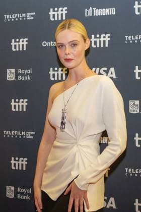 September 4, 2025, Toronto, Ontario, Canada: Elle Fanning attends the red carpet for the Sentimental Value premiere during the 2025 Toronto International Film Festival at Roy Thomson Hall. on September 4, 2025 in Toronto, Canada. Toronto Canada - ZUMAe321 20250904_zea_e321_148 Copyright: xLeonardoxRamirezx