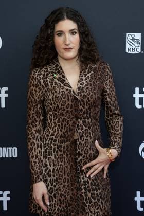 September 4, 2025, Toronto, Ontario, Canada: Kate Berlant attends the red carpet for the Maddie s Secret premiere during the 2025 Toronto International Film Festival at Roy Thomson Hall. on September 4, 2025 in Toronto, Canada. Toronto Canada - ZUMAe321 20250904_zea_e321_211 Copyright: xLeonardoxRamirezx