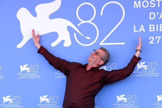 Entertainment Themen der Woche KW36 Entertainment Bilder des Tages Venice,82nd Venice International Film Festival 2025, - Day 10 - Photocall film : Newport And The Great Folk Dream Pictured : Robert Gordon  Copyright: xAlbertoxTerenghi PoolxPhotoxEventsx06x xipa-agency.netx xPoolxPhotoxEventsx06x IPA_Agency_IPA64208308
