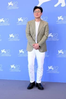 Venice,82nd Venice International Film Festival 2025, - Day 10 - Photocall film : Ri Gua Zhong Tian (The Sun Rises On Us All) Pictured : Zhang Songwen  Copyright: xAlbertoxTerenghi PoolxPhotoxEventsx06x xipa-agency.netx xPoolxPhotoxEventsx06x IPA_Agency_IPA64209307