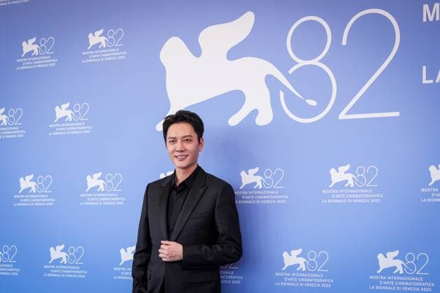Ri Gua Zhong Tian (The Sun Rises On Us All) photocall during the 82nd Venice International Film Festival in Venice, Italy on 05 September 2025. Feng Shaofeng attends the Ri Gua Zhong Tian (The Sun Rises On Us All) photocall during the 82nd Venice International Film Festival in Venice, Italy on 05 September 2025., Credit:Stefano Costantino TTL Avalon Italy, Venice  Copyright: xStefanoxCostantinoxTTLx xAvalonx 1034379631