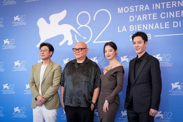 Ri Gua Zhong Tian (The Sun Rises On Us All) photocall during the 82nd Venice International Film Festival in Venice, Italy on 05 September 2025. Zhang Songwen, Cai Shangjun, Xin Zhilei and Feng Shaofeng attend the Ri Gua Zhong Tian (The Sun Rises On Us All) photocall during the 82nd Venice International Film Festival in Venice, Italy on 05 September 2025., Credit:Stefano Costantino TTL Avalon Italy, Venice  Copyright: xStefanoxCostantinoxTTLx xAvalonx 1034379783