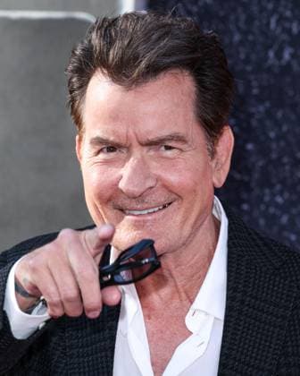 Los Angeles Premiere Of Netflix s aka Charlie Sheen Season 1 HOLLYWOOD, LOS ANGELES, CALIFORNIA, USA - SEPTEMBER 04: American actor Charlie Sheen arrives at the Los Angeles Premiere Of Netflix s aka American actor Charlie Sheen Season 1 held at the Netflix Tudum Theater on September 4, 2025 in Hollywood, Los Angeles, California, United States., Credit:Xavier Collin Avalon United States, California, Hollywood, Netflix Tudum Theater Copyright: xXavierxCollinx xAvalonx 1034388449