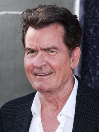 Los Angeles Premiere Of Netflix s aka Charlie Sheen Season 1 HOLLYWOOD, LOS ANGELES, CALIFORNIA, USA - SEPTEMBER 04: American actor Charlie Sheen arrives at the Los Angeles Premiere Of Netflix s aka American actor Charlie Sheen Season 1 held at the Netflix Tudum Theater on September 4, 2025 in Hollywood, Los Angeles, California, United States., Credit:Xavier Collin Avalon United States, California, Hollywood, Netflix Tudum Theater Copyright: xXavierxCollinx xAvalonx 1034388471