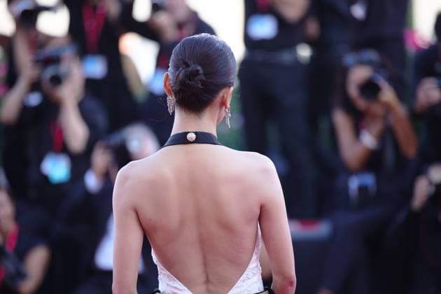 The red carpet of the film The Sun Rises on us all in Venice, Italy - 05 Sep 2025 Chinese actress Xin Zhilei attends the red carpet of the film The Sun Rises on us all at the 82nd Venice Film. Venice Italy Copyright: xMarcoxBaradax xSOPAxImagesx MBA_0149
