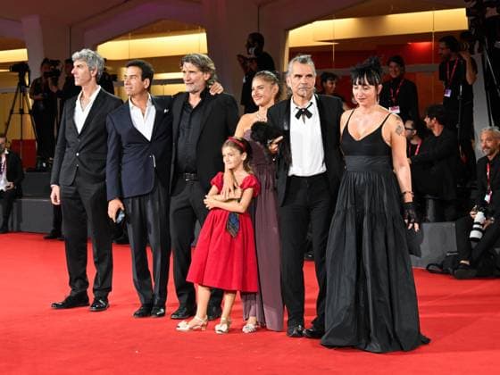 Venice, 82nd Venice International Film Festival 2025 - Evening 10. Red Carpet of the film Piero Pelù. Rumore Dentro . Pictured: Valentina Parigi, Franco Di Sarro, Piero Pelù, Francesco Fei, Pietro Fuccio  Copyright: xManuelexMangiarottix xipa-agency.netx xPoolxPhotoxEventsx06x IPA_Agency_IPA64231251
